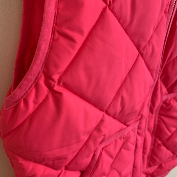 🆕️ J Crew Pink Quilted Vest. NWT - Picture 4 of 8